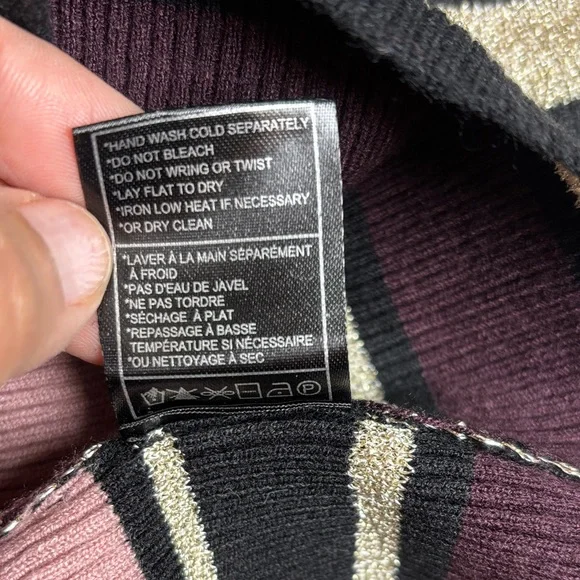 Cupcakes and Cashmere Nadria Sweater - Picture 7 of 8